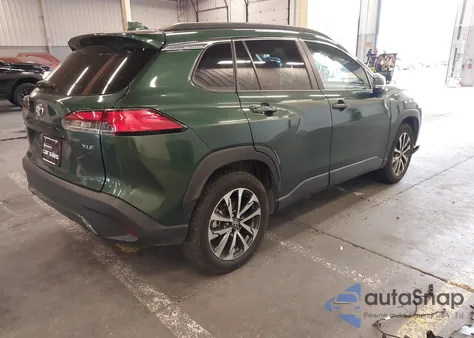 2024 Toyota Corolla Cross Xle from USA, damaged, VIN 7MUEAAAG8RV075064